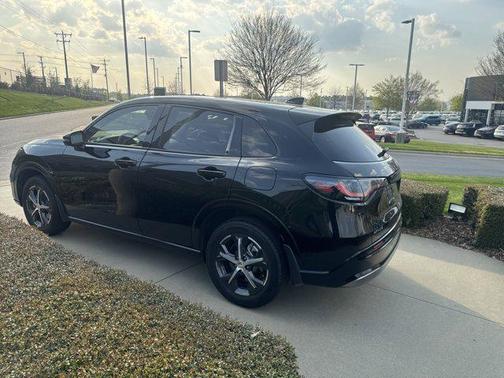 Crystal Black Pearl 2023 Honda HR-V EX-L