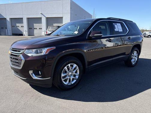 2021 Chevrolet Traverse LT Leather