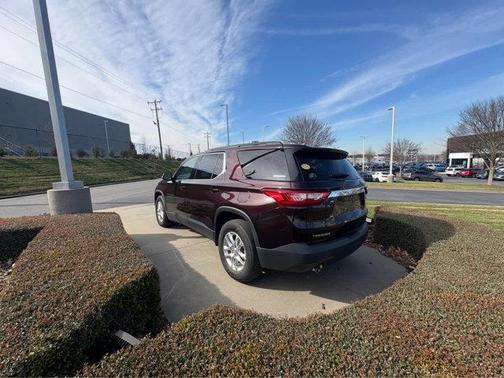 2021 Chevrolet Traverse LT Leather