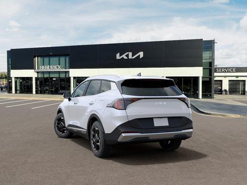 Snow White Pearl 2026 Kia Sportage Hybrid EX