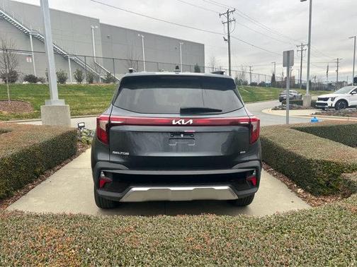 2025 Kia Seltos S