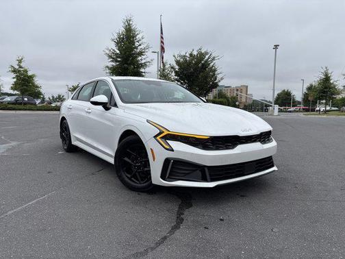 2025 Kia K5 LXS