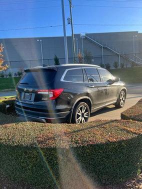 2021 Honda Pilot Touring 8-Passenger