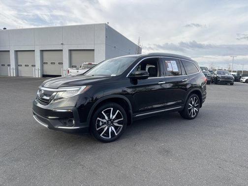 2021 Honda Pilot Touring 8-Passenger