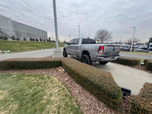 2020 RAM 2500 Big Horn Crew Cab 4x4 6'4' Box