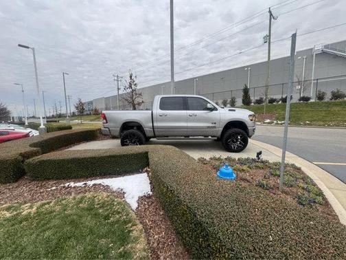 2020 RAM 2500 Big Horn Crew Cab 4x4 6'4' Box