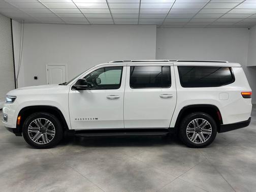 2024 Jeep Wagoneer L Series II 4x4