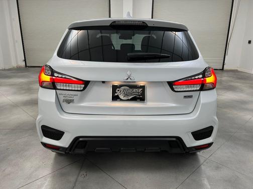 2022 Mitsubishi Outlander Sport 2.0 LE