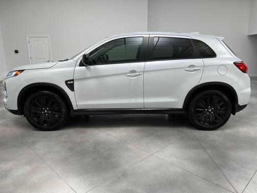2022 Mitsubishi Outlander Sport 2.0 LE