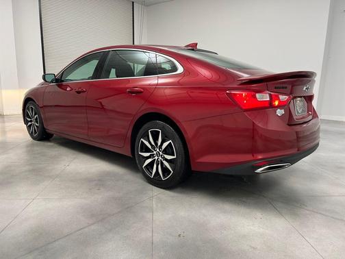 2024 Chevrolet Malibu FWD RS