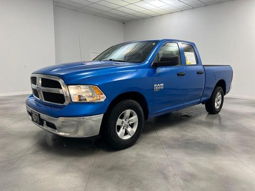 2024 RAM 1500 Classic SLT