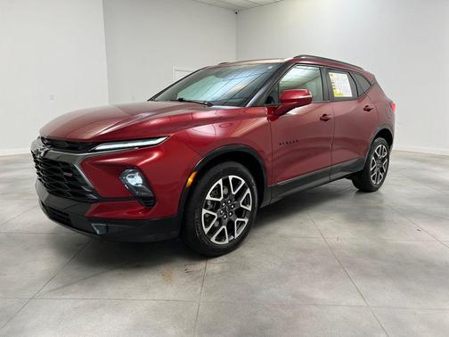 Radiant Red Tintcoat 2025 Chevrolet Blazer RS
