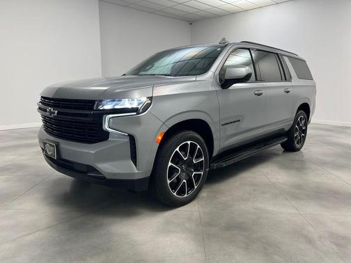 2024 Chevrolet Suburban RST