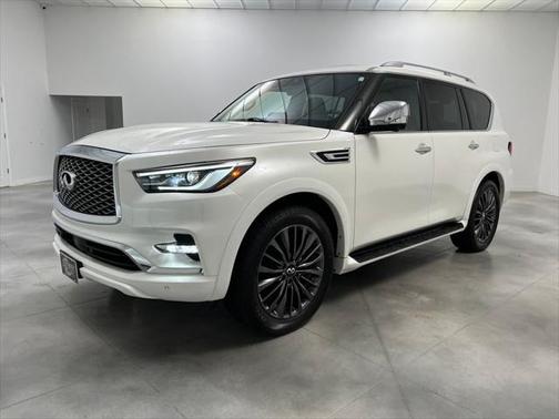 2024 INFINITI QX80 SENSORY AWD