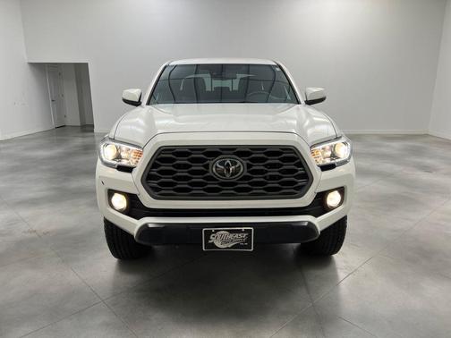 2023 Toyota Tacoma TRD Off-Road