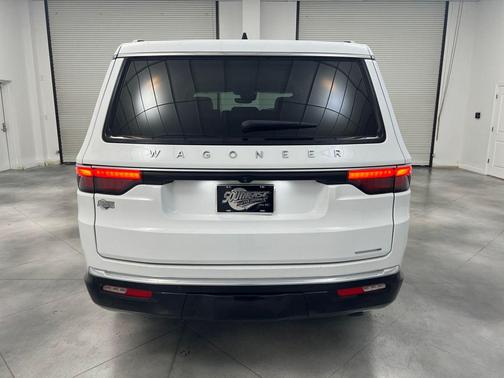 2024 Jeep Wagoneer Series II 4x2