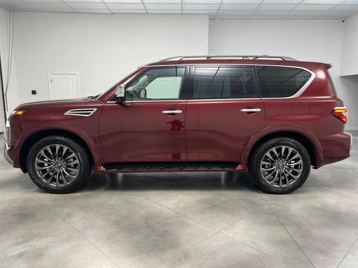 2024 Nissan Armada Platinum 2WD