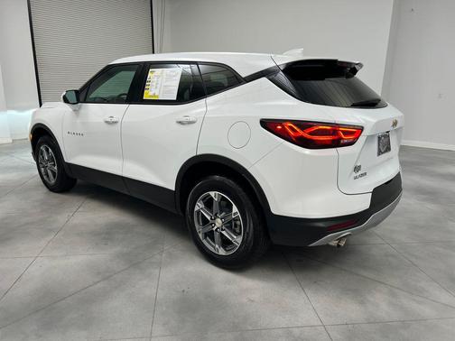 Summit White 2025 Chevrolet Blazer 2LT