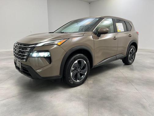 Baja Storm Metallic 2025 Nissan Rogue SV