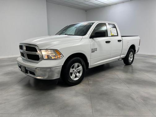 Bright White Clearcoat 2024 RAM 1500 Classic SLT