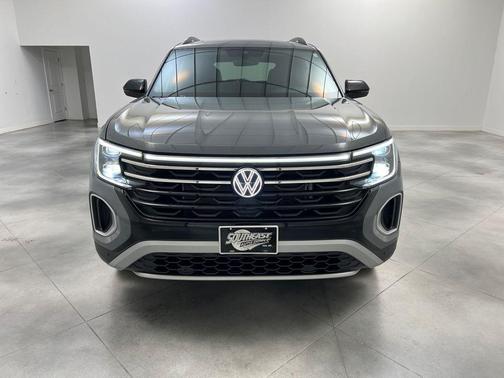 Pure Gray 2025 Volkswagen Atlas 2.0T Peak Edition