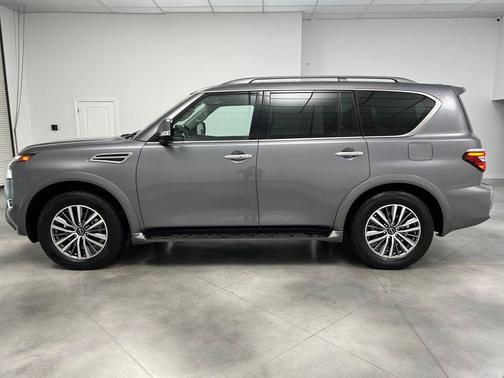 2023 Nissan Armada SL 4WD