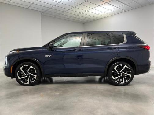 2023 Mitsubishi Outlander PHEV SE S-AWC