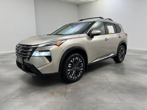 Champagne Silver Metallic 2026 Nissan Rogue Platinum