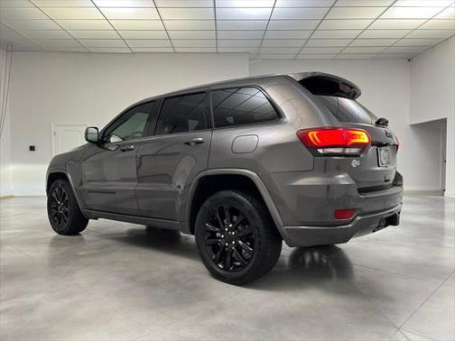 2021 Jeep Grand Cherokee Laredo
