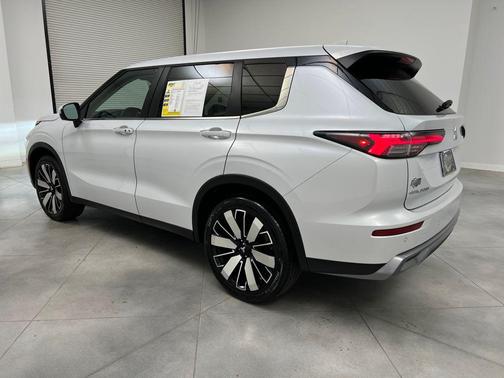 2025 Mitsubishi Outlander SE 2.5 S-AWC