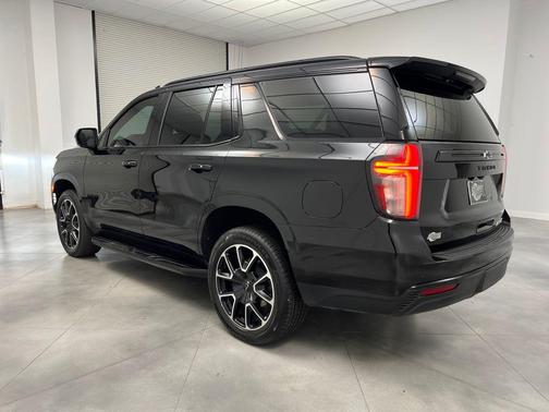 2023 Chevrolet Tahoe 2WD RST