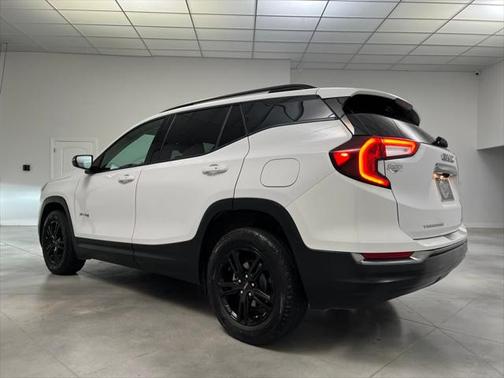2022 GMC Terrain AWD AT4