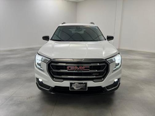 2022 GMC Terrain AWD AT4