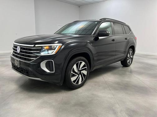 2024 Volkswagen Atlas 2.0T SE w/Technology 4MOTION