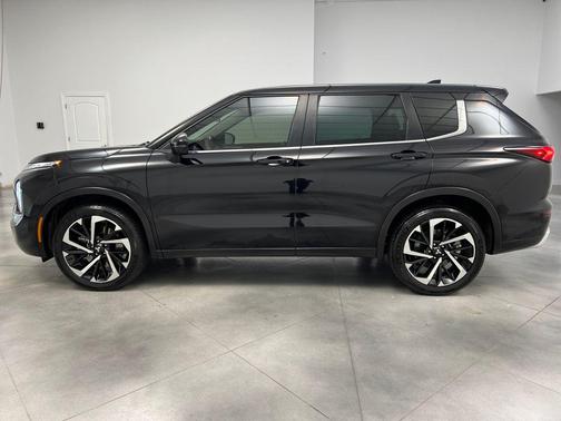 2023 Mitsubishi Outlander SE 2.5 2WD