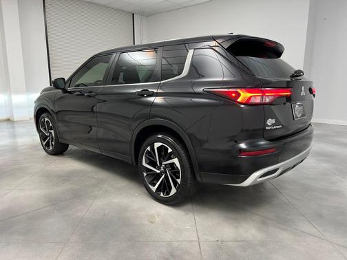 2023 Mitsubishi Outlander SE 2.5 2WD