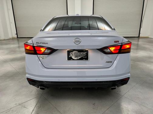 2024 Nissan Altima SR Intelligent AWD