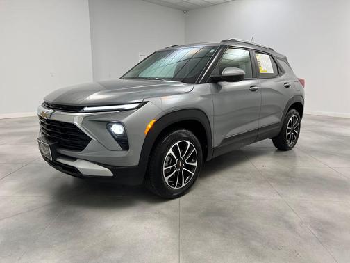 Sterling Gray Metallic 2025 Chevrolet Trailblazer LT