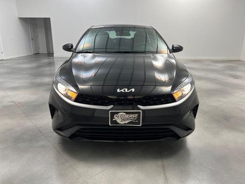 2024 Kia Forte LX