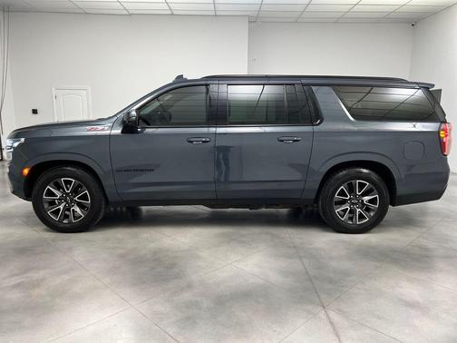 2021 Chevrolet Suburban 4WD Z71