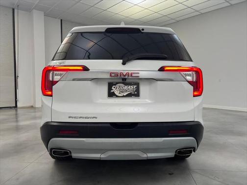 2023 GMC Acadia FWD SLT