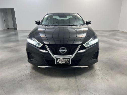 2023 Nissan Maxima SV