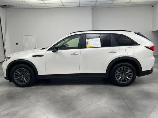 Rhodium White Premium 2025 Mazda CX-70 3.3 Turbo Preferred Package
