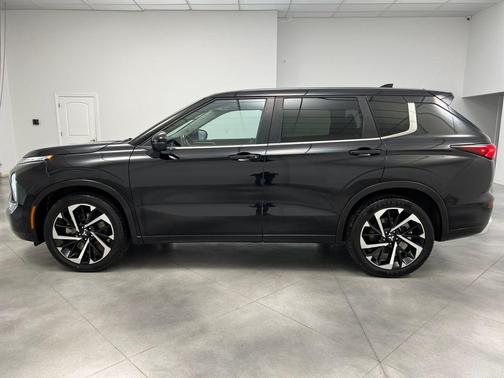 2024 Mitsubishi Outlander SE 2.5 2WD