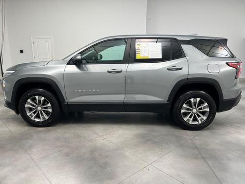 Sterling Gray Metallic 2026 Chevrolet Equinox 1LT
