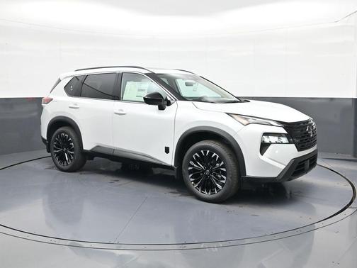Everest White Pearl Tricoat 2026 Nissan Rogue Dark Armor SUV