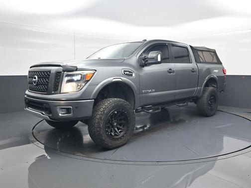 2017 Nissan Titan PRO-4X