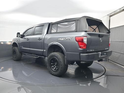 2017 Nissan Titan PRO-4X