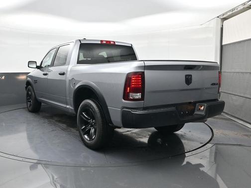 2024 RAM 1500 Classic Warlock Crew Cab 4x4 5'7' Box