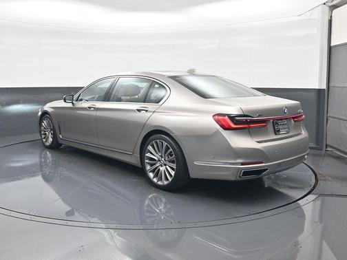2020 BMW 750 i xDrive
